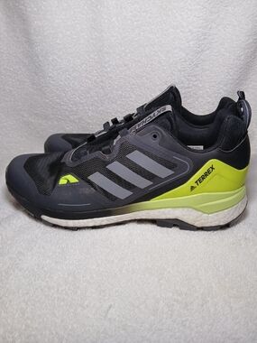 Adidas Terrex Black & Neon Trail Running Shoe.Size 12 ( No Laces)